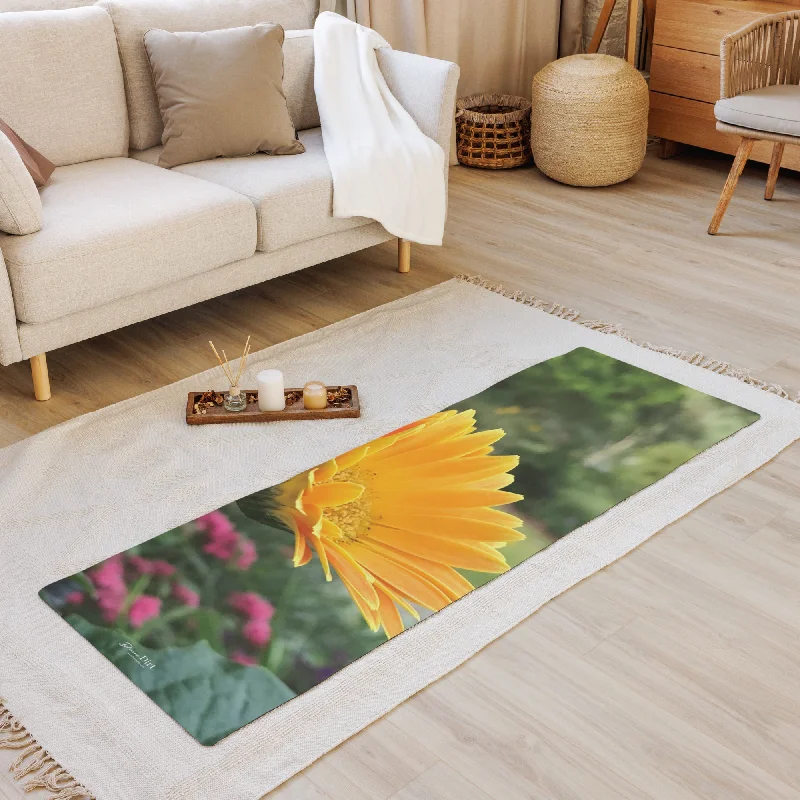 Gerbera Daisy Yoga mat