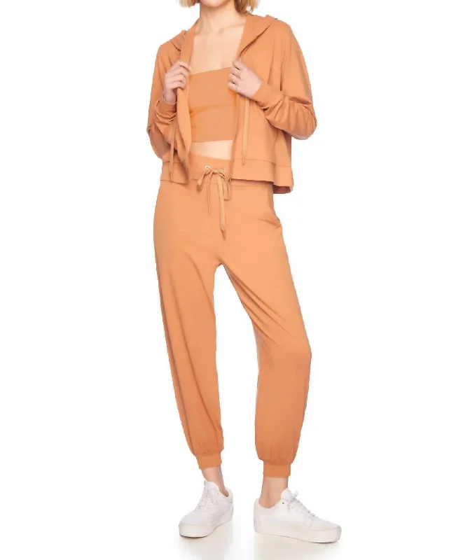 Crop Zip Hoodie In Caramel