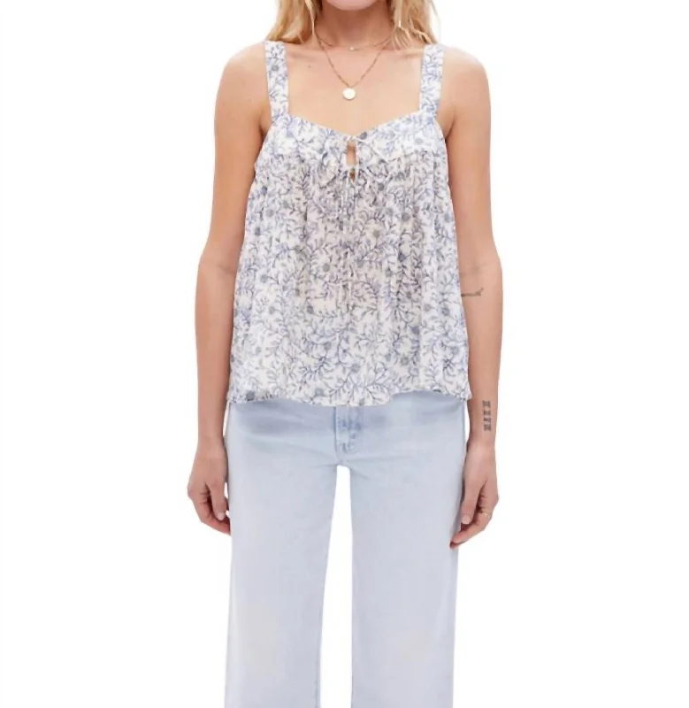 Kyra Top In White Blossom