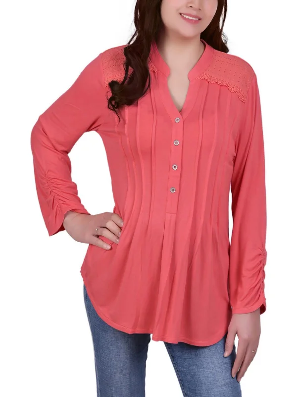 Petites Womens 1/2 Placket Long Sleeve Blouse