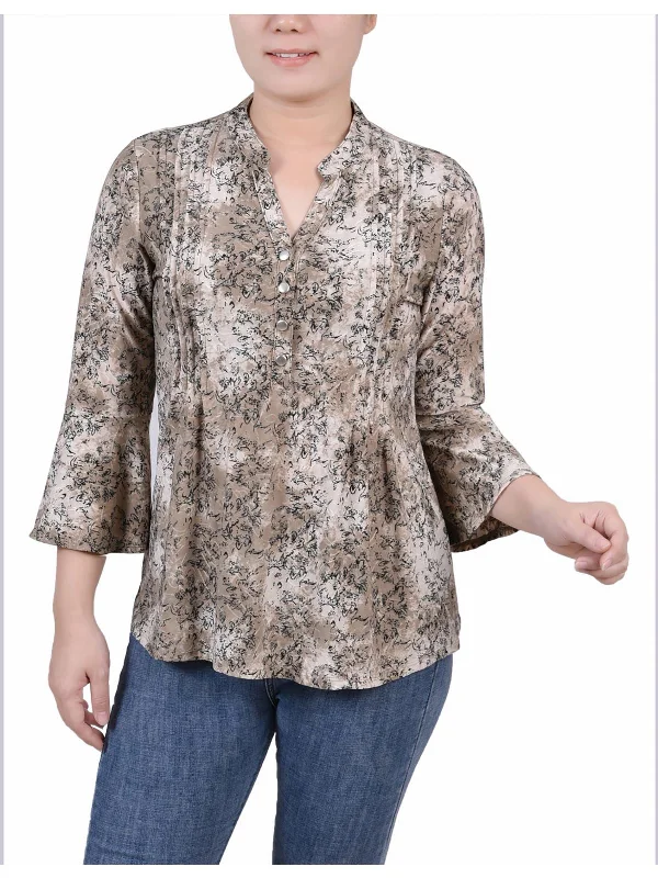 Petites Womens Printed Y-Neck Blouse