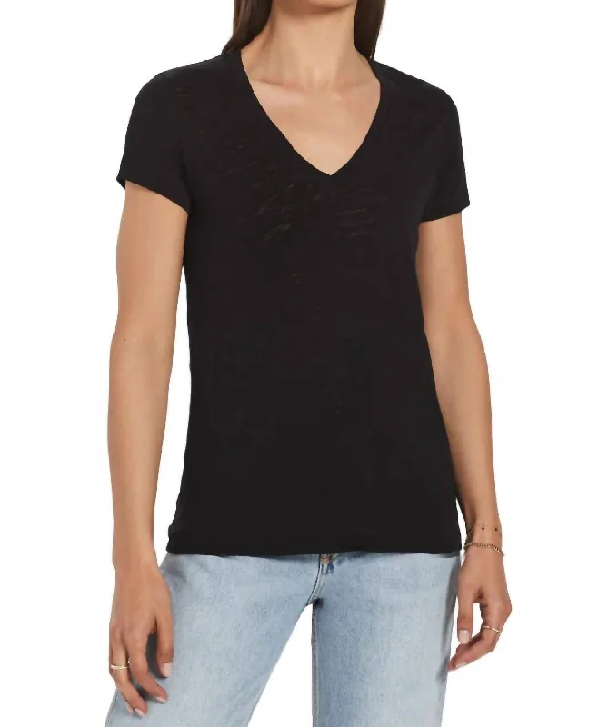 Signature Slub V Neck Tee In Black