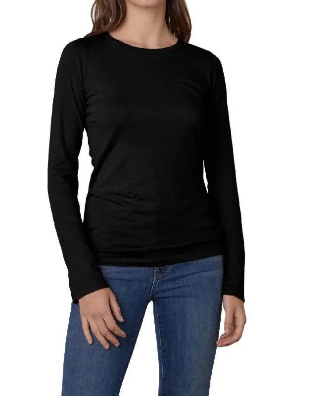 Zofina Fitted Long Sleeve Tee In Black